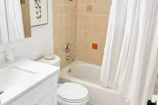 5304 NE 193rd St, Lake Forest Park, WA 98155 - Photo 9