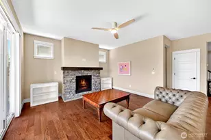 438 Riley Ct E, Enumclaw, WA 98022 - Photo 11