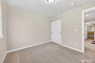 438 Riley Ct E, Enumclaw, WA 98022 - Photo 19