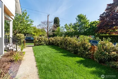 351 17th Avenue E, Seattle, WA 98112 - Photo 31