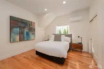 351 17th Avenue E, Seattle, WA 98112 - Photo 13