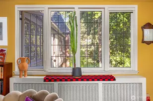 1014 E Roy St, Seattle, WA 98102 - Photo 3