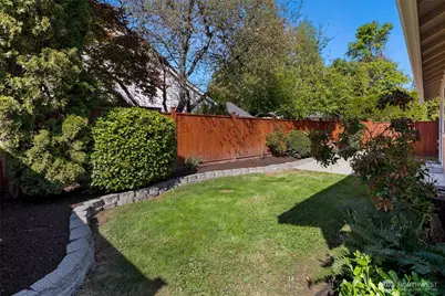 13020 NE 108th Street, Kirkland, WA 98033 - Photo 31