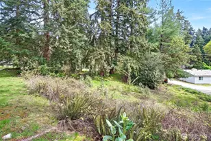 17810 Olympic View Dr, Edmonds, WA 98026 - Photo 13