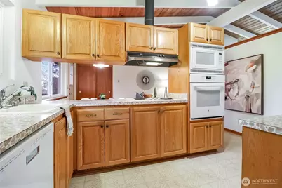 12647 SE 54th Street, Bellevue, WA 98006 - Photo 9