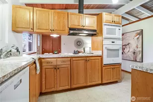 12647 SE 54th St, Bellevue, WA 98006 - Photo 9