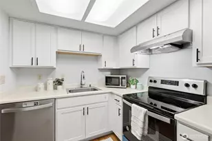 4106 Factoria Blvd SE, Bellevue, WA 98006 - Photo 11