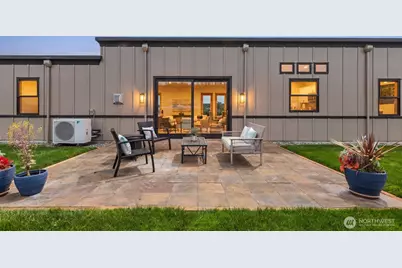 2181 Mariner Beach Drive, Oak Harbor, WA 98277 - Photo 3