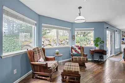 2219 Forrest St, DuPont, WA 98327 - Photo 11