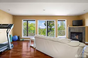 2390 SW Freund St, Oak Harbor, WA 98277 - Photo 25