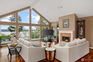 2390 SW Freund St, Oak Harbor, WA 98277 - Photo 5