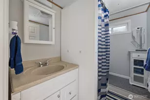 347 SE Glencoe St, Oak Harbor, WA 98277 - Photo 27