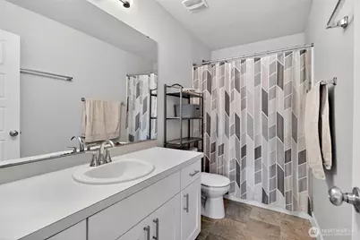 18215 SE 248th Street, Covington, WA 98042 - Photo 17