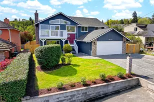 7827 S 114th St, Seattle, WA 98178 - Photo 1