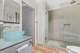 14702 NE 51st St, Bellevue, WA 98007 - Photo 19