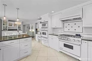 2316 Vista View Dr, Tacoma, WA 98406 - Photo 9