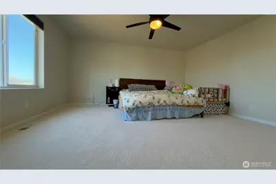 6713 140th Street Ct E, Puyallup, WA 98373 - Photo 17