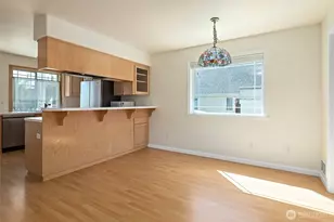 45 N Oak Harbor St, Oak Harbor, WA 98277 - Photo 11