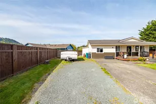1405 S 27th St, Mount Vernon, WA 98274 - Photo 25