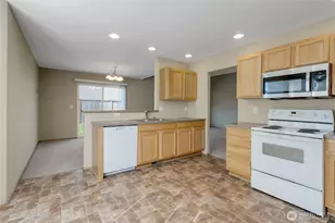 16568 Greenleaf Ave Ct SE, Yelm, WA 98597 - Photo 9