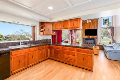 293 N Ridge View Dr, Port Angeles, WA 98362 - Photo 9