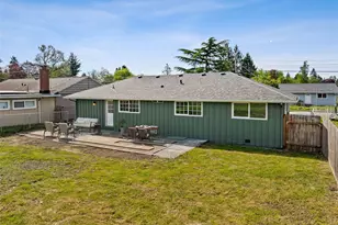 928 Dibb St, Bremerton, WA 98310 - Photo 3