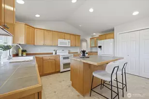 1790 Warm Springs Dr, Wenatchee, WA 98801 - Photo 9