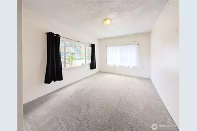 8428 S D Street, Tacoma, WA 98444 - Photo 3