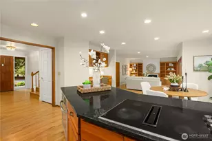 22542 NE 46th St, Redmond, WA 98053 - Photo 13