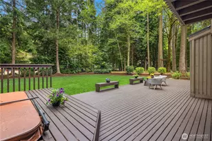 22542 NE 46th St, Redmond, WA 98053 - Photo 19