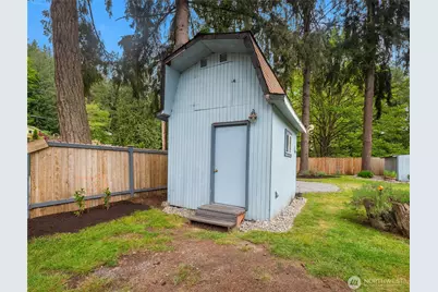 12423 18th St SE, Lake Stevens, WA 98258 - Photo 27