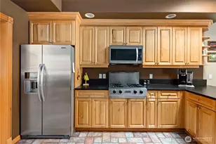 1546 Wedgewood Ln, Oak Harbor, WA 98277 - Photo 11