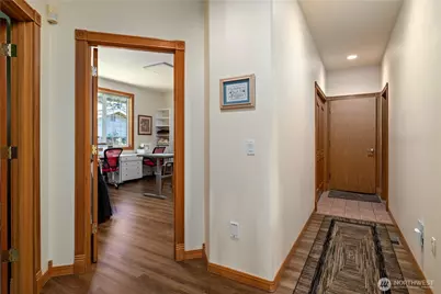 1546 Wedgewood Lane, Oak Harbor, WA 98277 - Photo 25