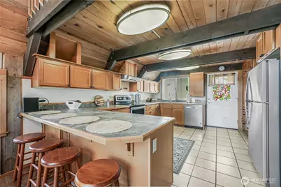 1819 Lake Drive, Camano Island, WA 98282 - Photo 9
