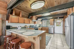 1819 Lake Dr, Camano Island, WA 98282 - Photo 9