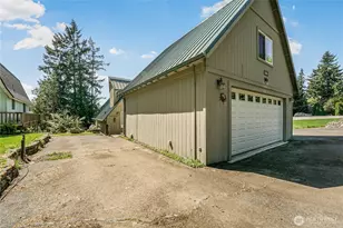 1819 Lake Dr, Camano Island, WA 98282 - Photo 23