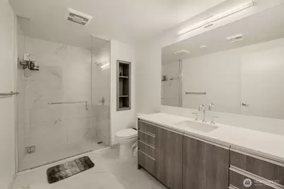 800 Columbia Street #808, Seattle, WA 98104 - Photo 21