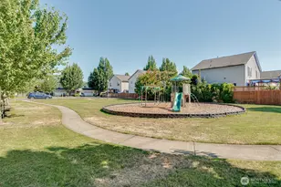 1978 Meadowood Loop, Woodland, WA 98674 - Photo 31