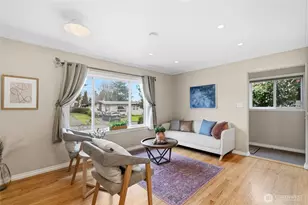 2300 NE 8th Pl, Renton, WA 98056 - Photo 5