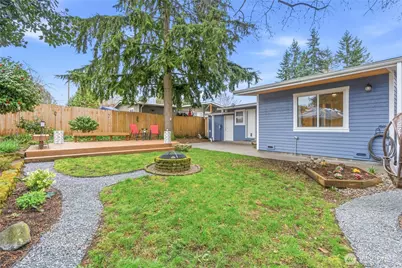 2300 NE 8th Place, Renton, WA 98056 - Photo 23
