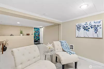 2300 NE 8th Place, Renton, WA 98056 - Photo 17