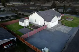 823 SW 21st St, Chehalis, WA 98532 - Photo 3
