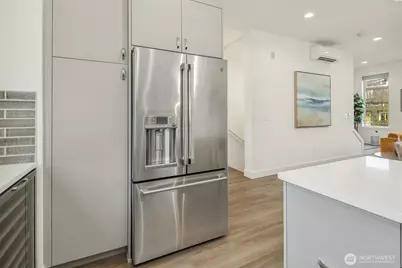 2605 NW 64th Street, Seattle, WA 98107 - Photo 5