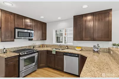 931 A N 97th Street, Seattle, WA 98103 - Photo 5