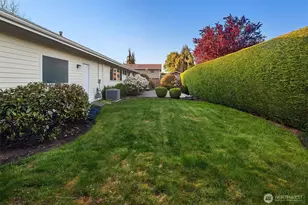 928 Mountain Ln, Edmonds, WA 98020 - Photo 33