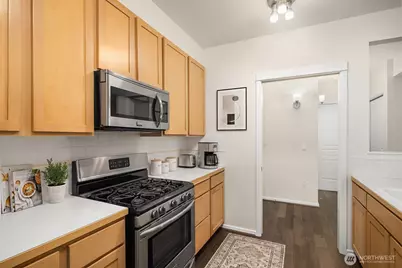 109 2nd Street S #422, Kirkland, WA 98033 - Photo 11