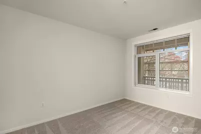 109 2nd Street S #422, Kirkland, WA 98033 - Photo 13