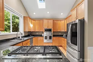 16420 SE 24th St, Bellevue, WA 98008 - Photo 15