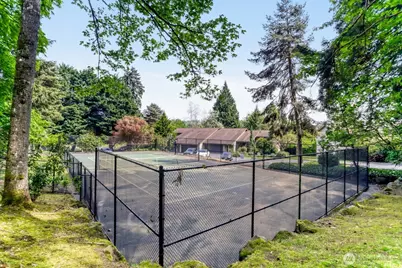 1226 Bellefield Park Lane NW #1226, Bellevue, WA 98004 - Photo 29