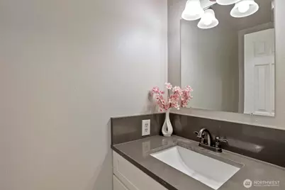 1226 Bellefield Park Lane NW #1226, Bellevue, WA 98004 - Photo 23